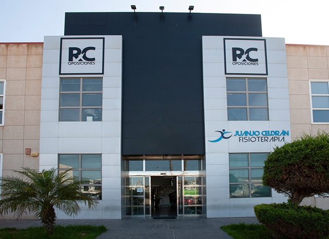 Edificio Academia rcoposiciones Guardia Civil